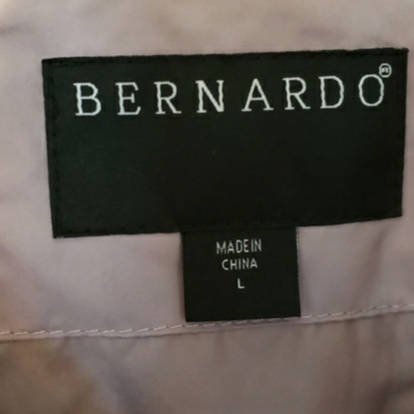 Bernardo Purple Duck Down Coat Fully Lined Two Front Pockets Puffer Size Large - Picture 7 of 9